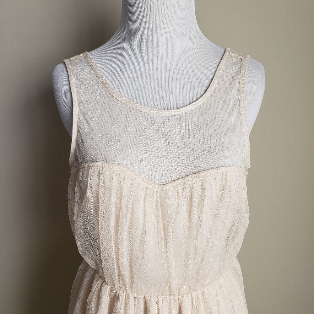 Pins and Needled UO cream lace overlay dress - Picture 2 of 6